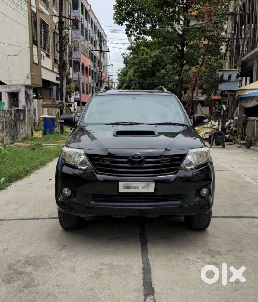 Toyota Fortuner 4x2 Manual, 2014, Diesel