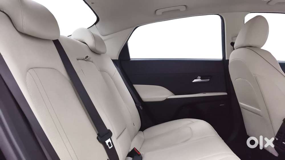 Hyundai Verna 1.5 Sx (o) Ivt, 2023, Petrol
