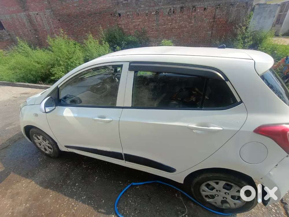 Hyundai Grand I10 2014 Diesel Well Maintained