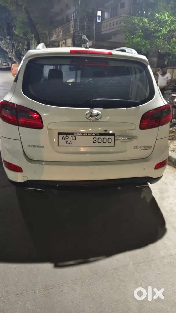 Hyundai New Santa Fe 2011 Diesel 86000 Km Driven