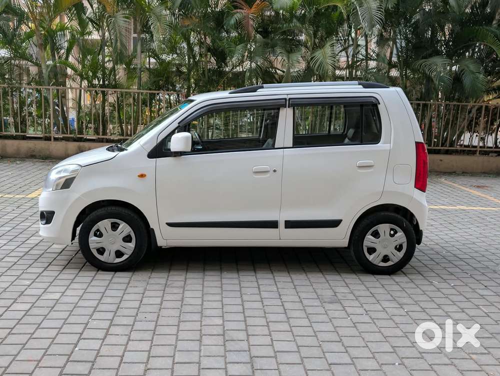Maruti Suzuki Wagon R Vxi Amt1.2, 2018, Petrol