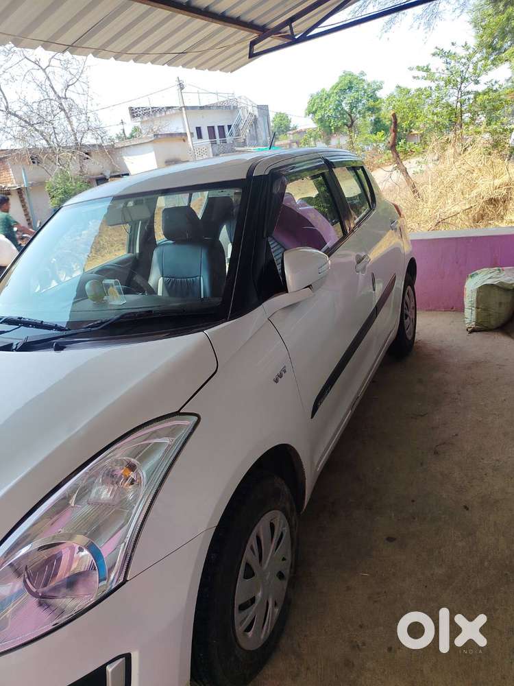 Maruti Suzuki Swift 2018 Petrol 57600 Km Driven