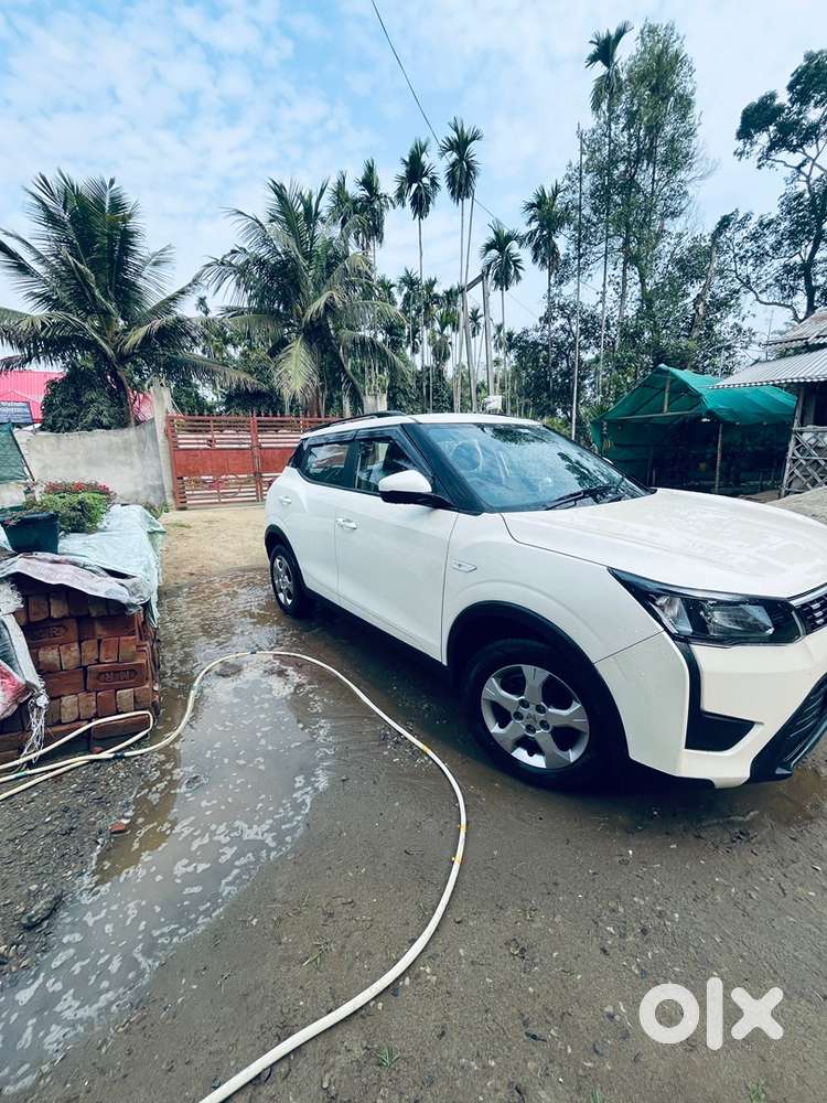 Mahindra Xuv300 Turbosport 2023 Petrol Well Maintained