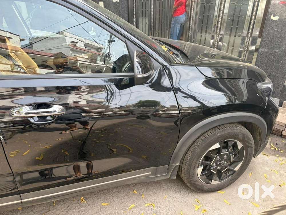 Kia Sonet 2025 Petrol Well Maintained