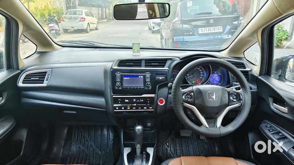 Honda Jazz V Automatic, 2019, Petrol