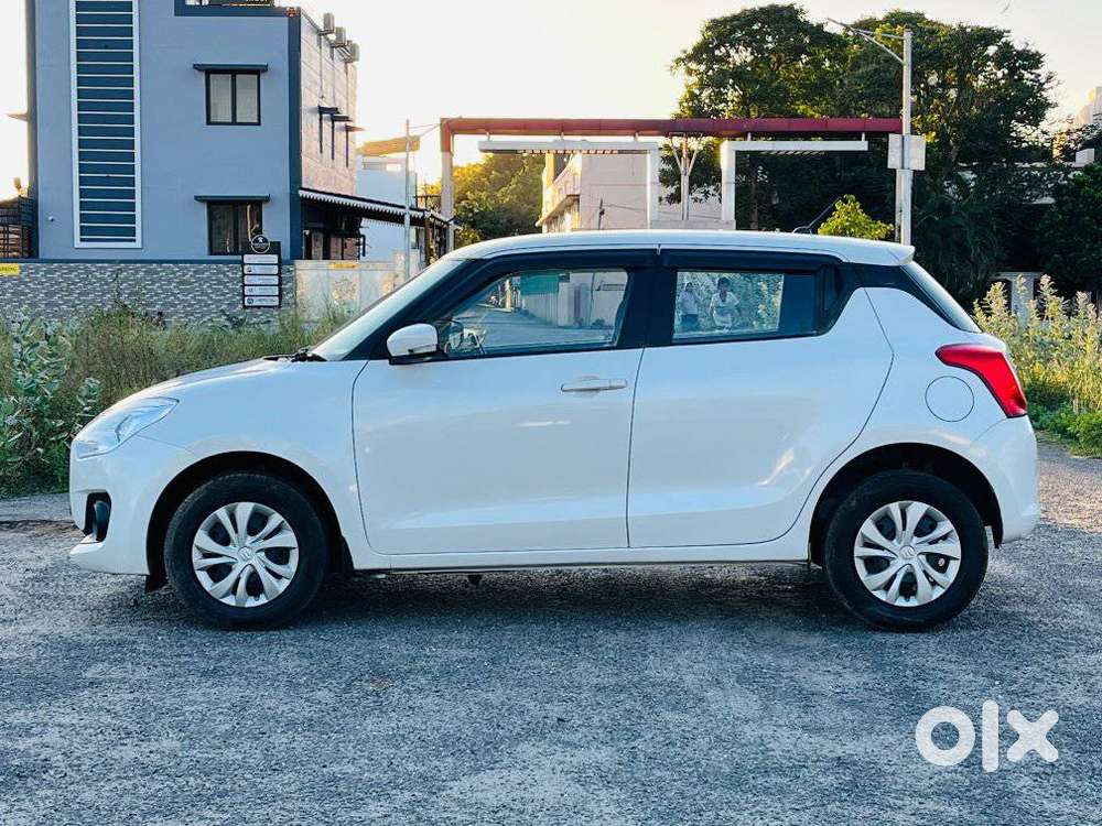 Maruti Suzuki Swift, 2023, Petrol