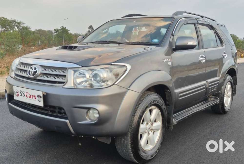 Toyota Fortuner 3.0 4x4 Manual, 2010, Diesel