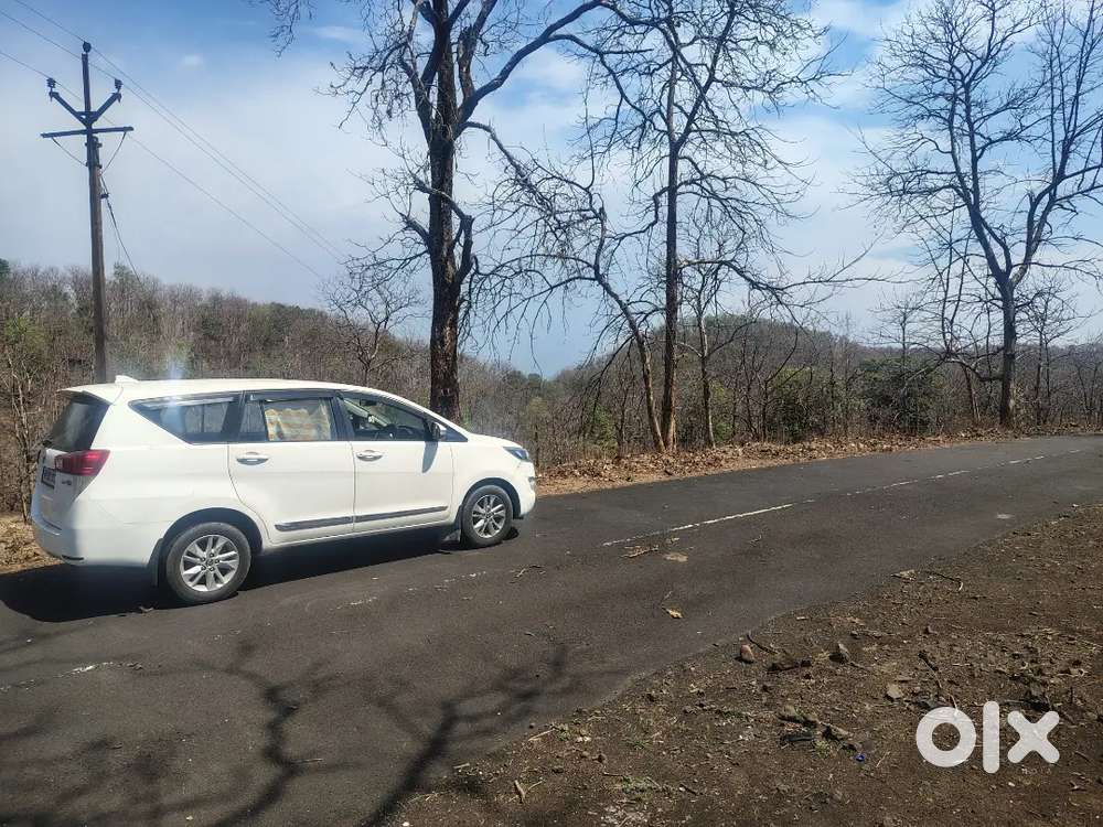 Toyota Innova Crysta 2017 Diesel Well Maintained