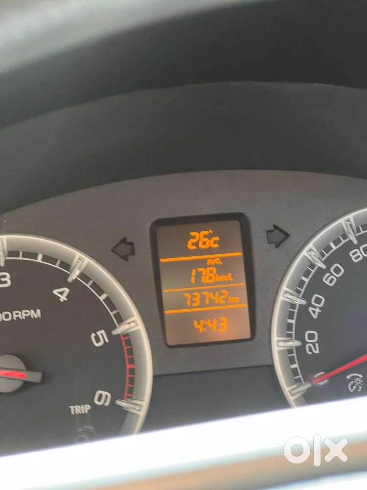 Maruti Suzuki Swift Ddis Zdi, 2012, Diesel