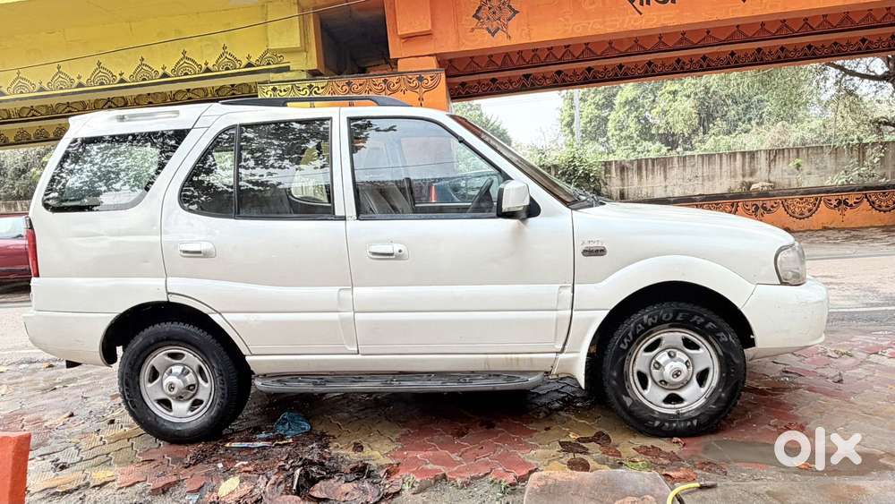 Tata Safari Dicor Ex 4x2 Bs Iv, 2011, Diesel