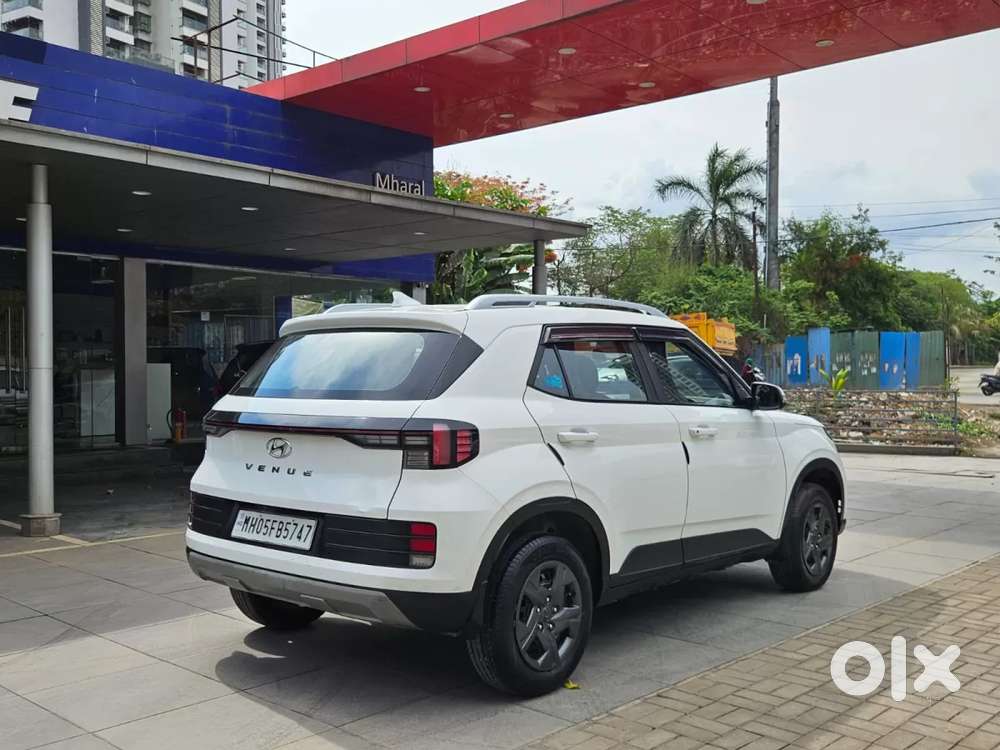 Hyundai Venue 1.2 S (o), 2023, Petrol
