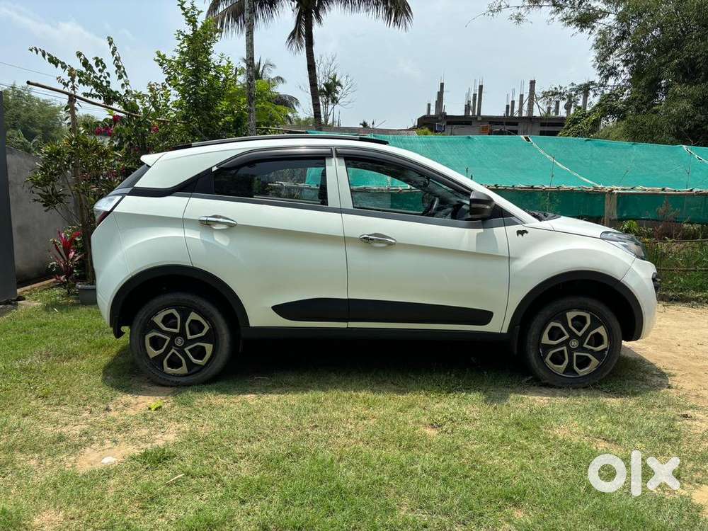 Tata Nexon Xm Petrol 2019