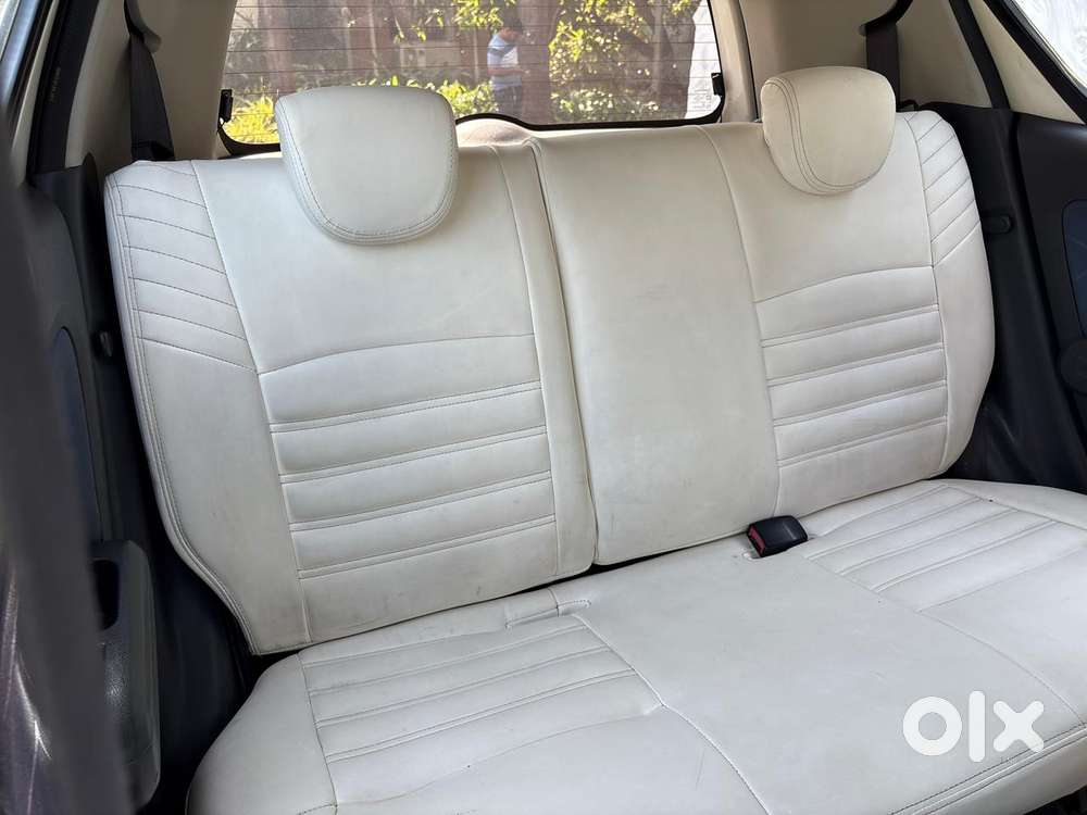 Maruti Suzuki Ritz Zxi, 2011, Petrol