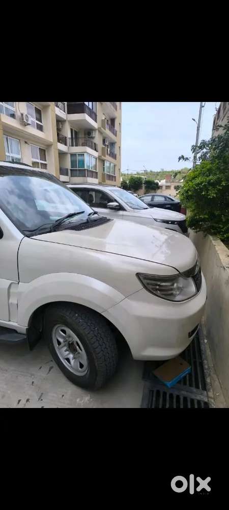Safari Storme With Good Condition