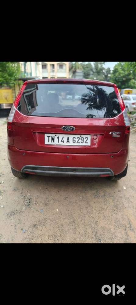 Ford Figo, 2014, Petrol
