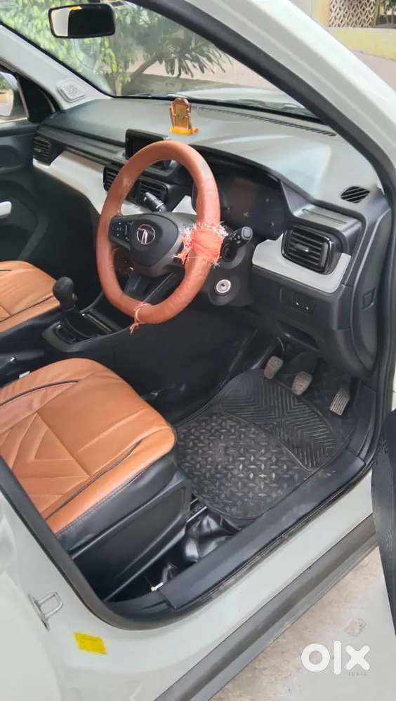 Tata Punch 1.2 Rhythm 2024 Manual