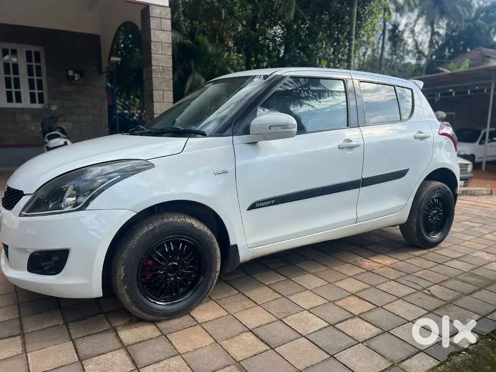 Maruti Suzuki Swift 2012