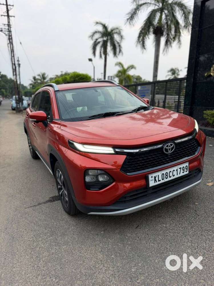 Toyota Urban Cruiser Taisor V 1.0 Petrol Mt, 2024, Petrol