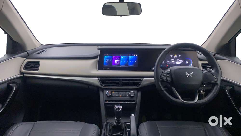 Mahindra Xuv700 2.2 Ax 7 Diesel Mt Str, 2023, Diesel