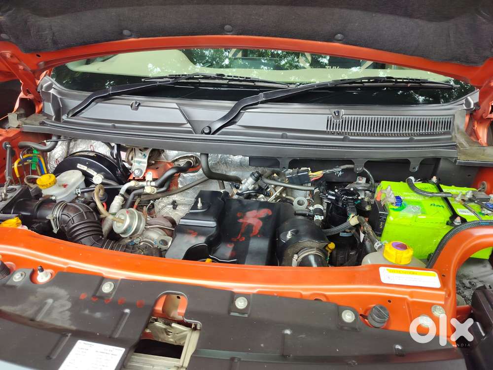 Mahindra Tuv 300 Mhawk100 T8, 2015, Diesel