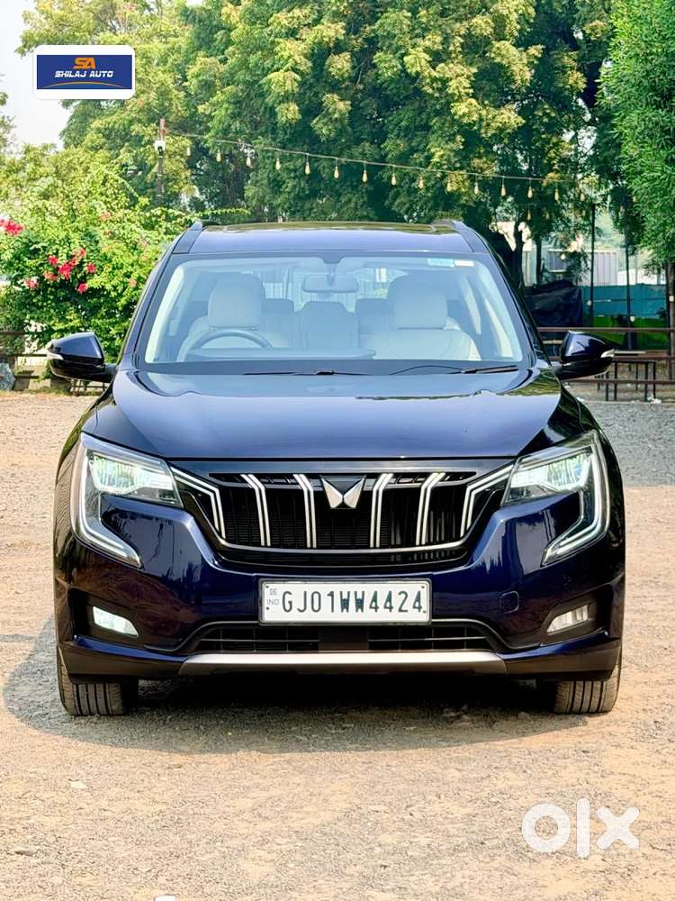 Mahindra Xuv700 2.2 Ax 5 Diesel At 7 Str, 2025, Diesel