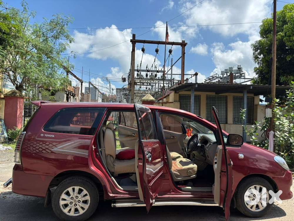 Toyota Innova 2010 Diesel Well Maintained
