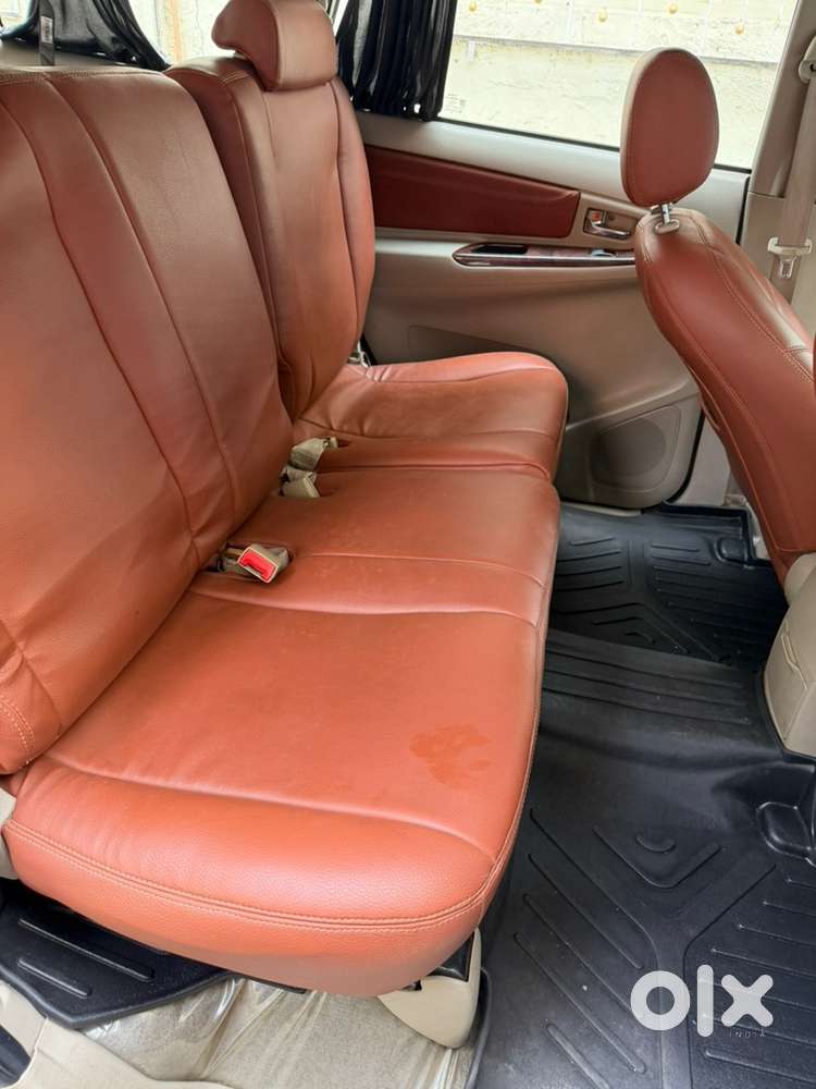 Toyota Innova Diesel 2012