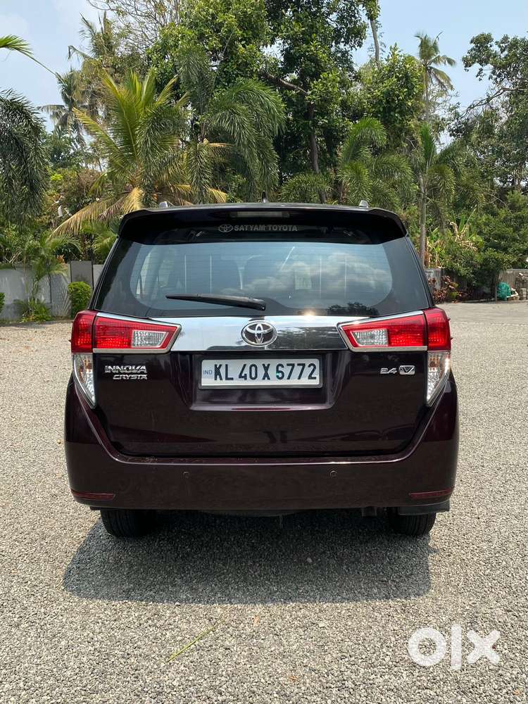 Toyota Innova Crysta 2.4 V, 2017, Diesel