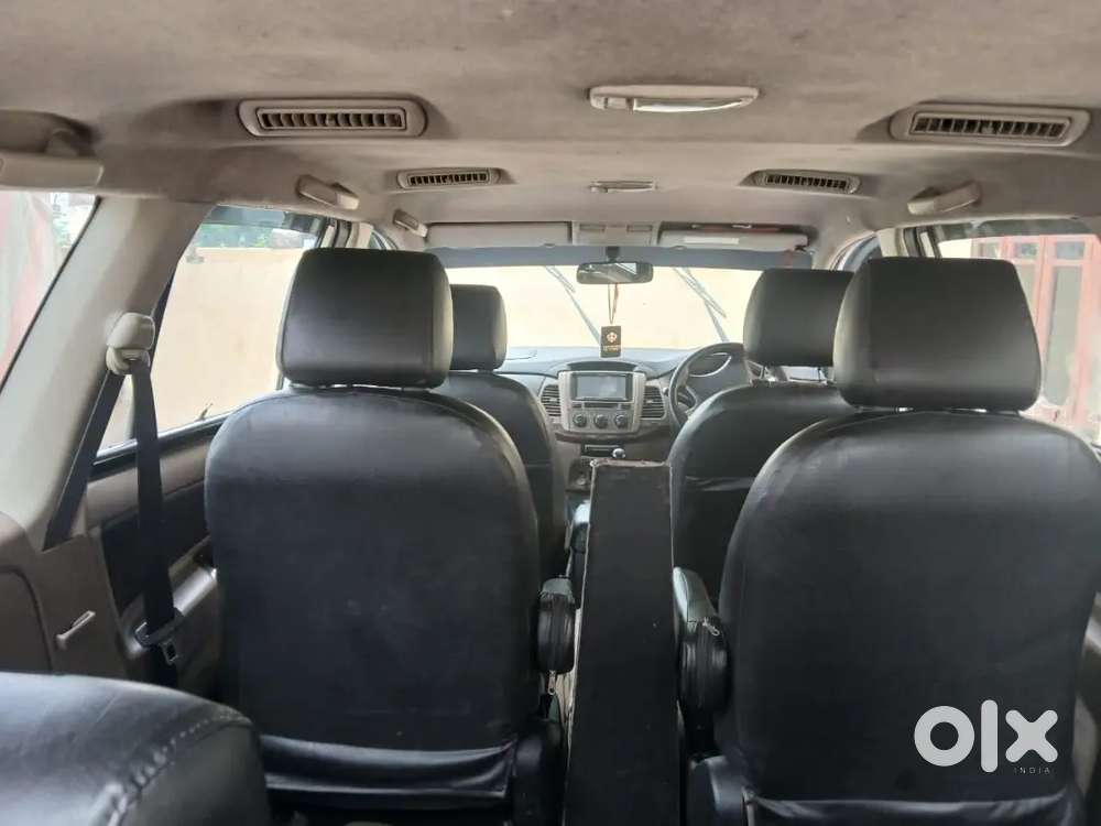 Toyota Innova 2015 Diesel Well Maintained
