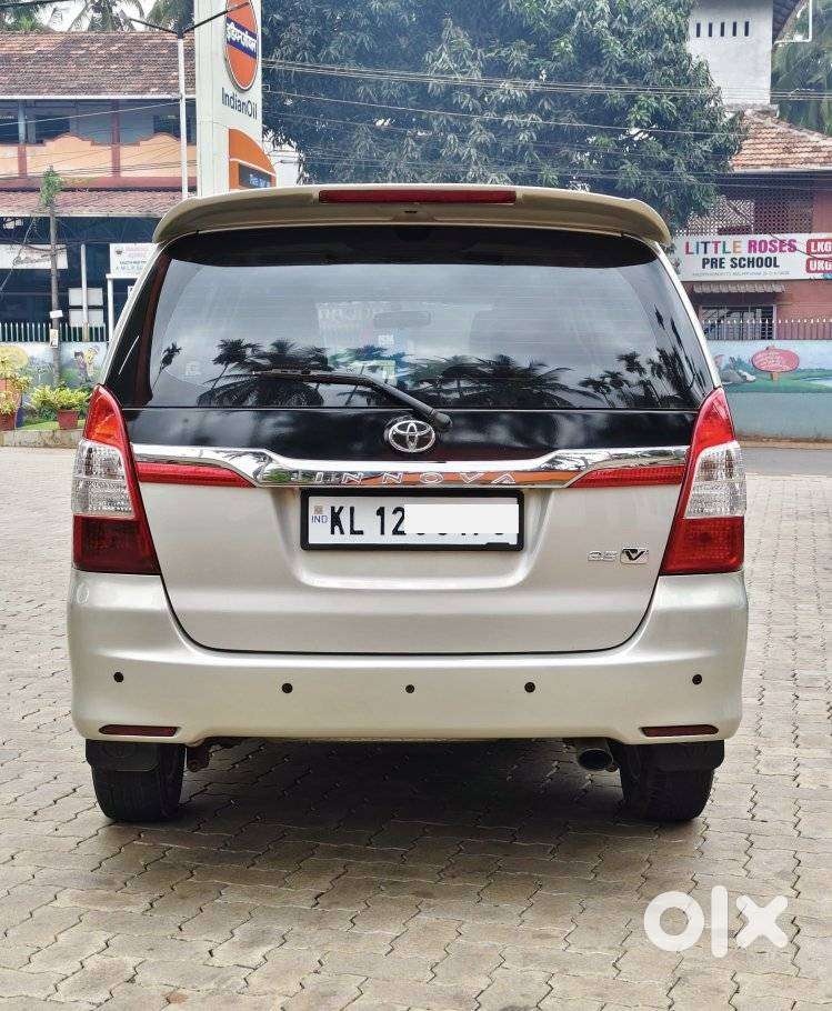 Toyota Innova 2.5 V 7 Str, 2012, Diesel