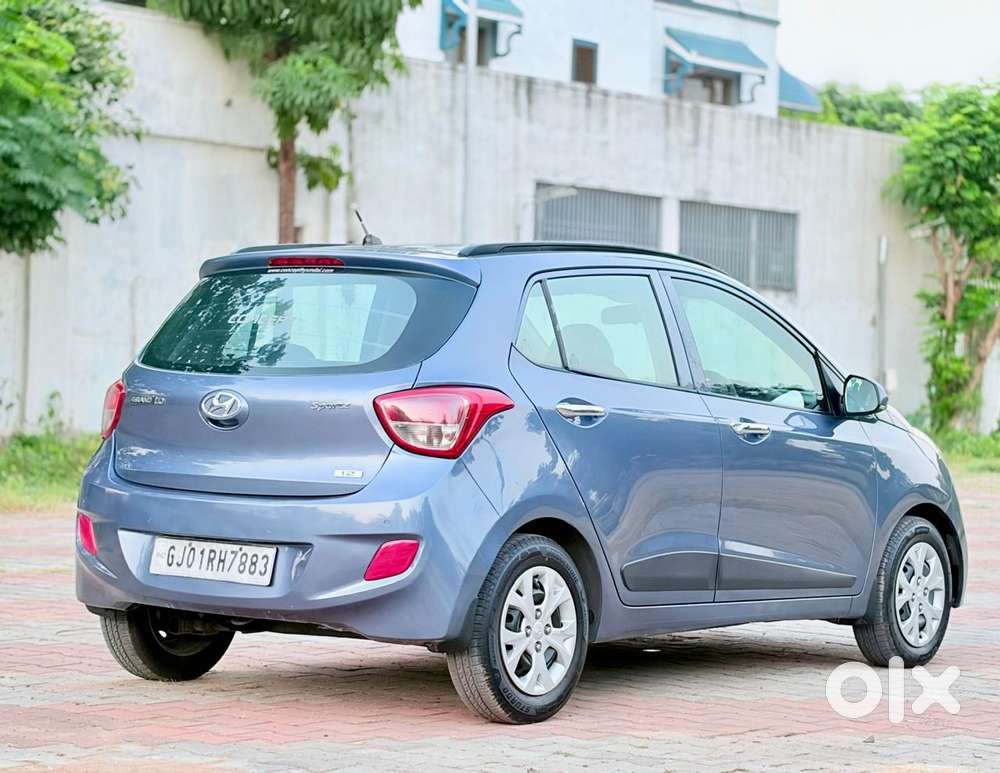 Hyundai Grand I10 Sportz, 2014, Petrol