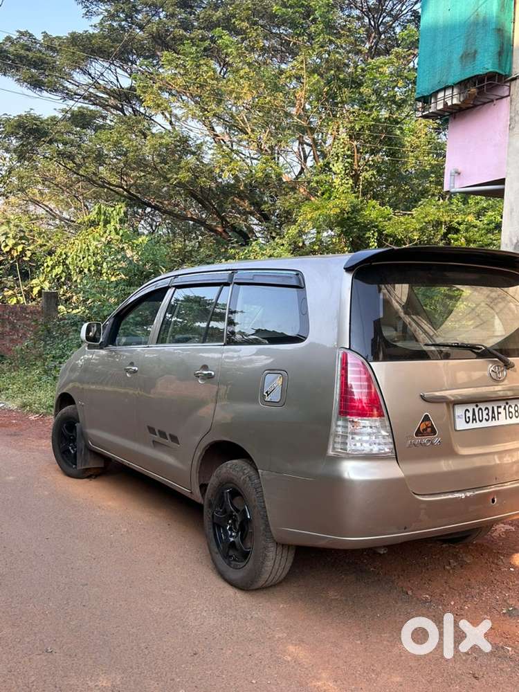 Toyota Innova 2007 Diesel 7