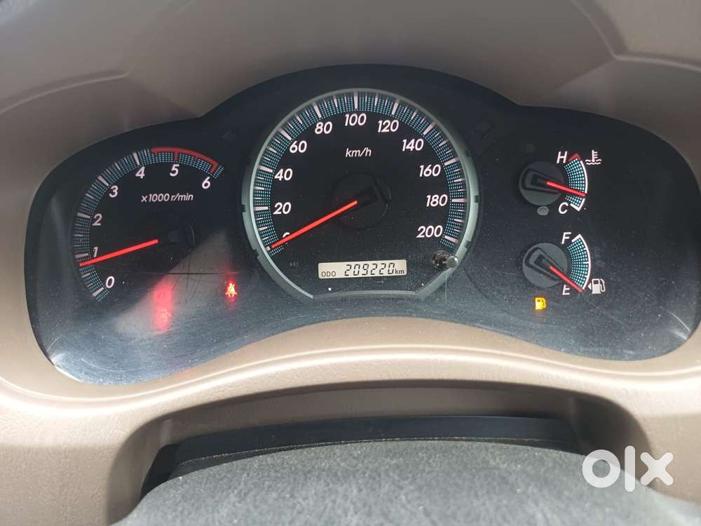 Toyota Innova 2.5 Vx 7 Str Bs-iii, 2015, Diesel