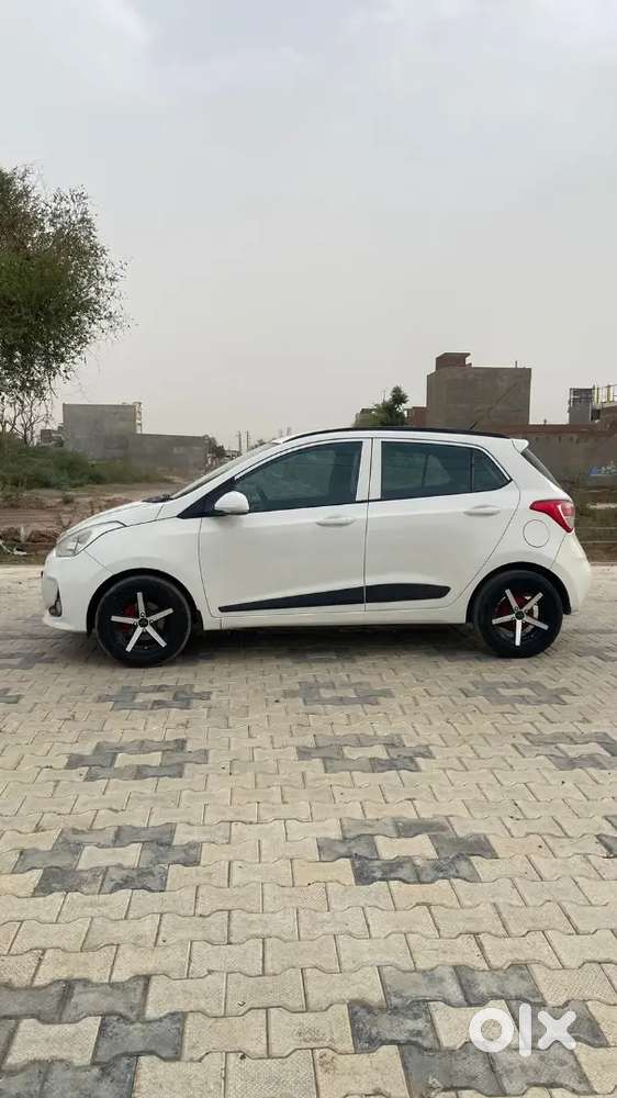 Hyundai Grand I10 2017 Petrol Well Maintained