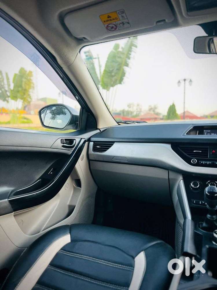 Tata Nexon 1.5 Revotorq Xm, 2018, Cng & Hybrids