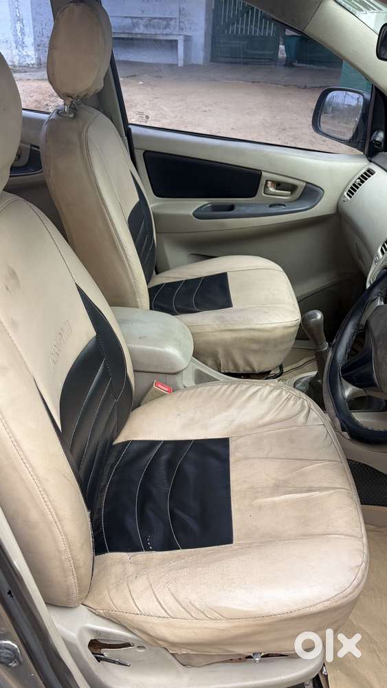 Toyota Innova 2.5 G (diesel) 7 Seater Bs Iv, 2012, Diesel