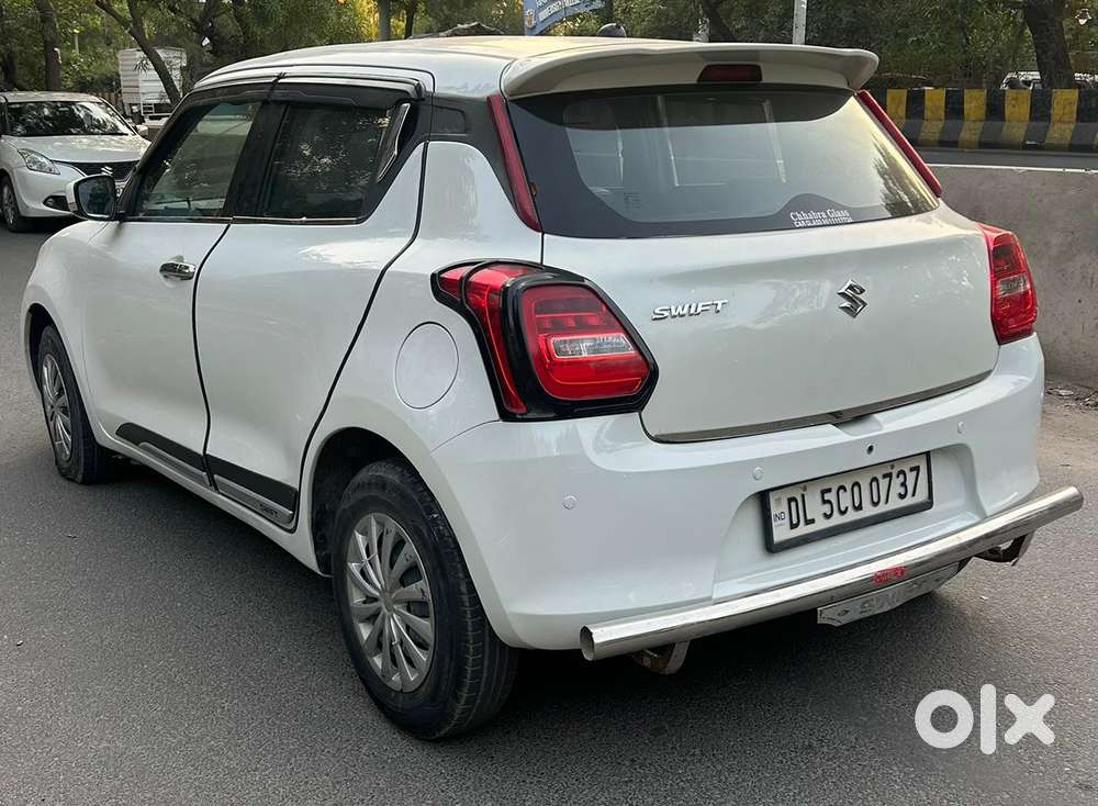 Maruti Suzuki Swift Vxi + Manual, 2018, Cng & Hybrids