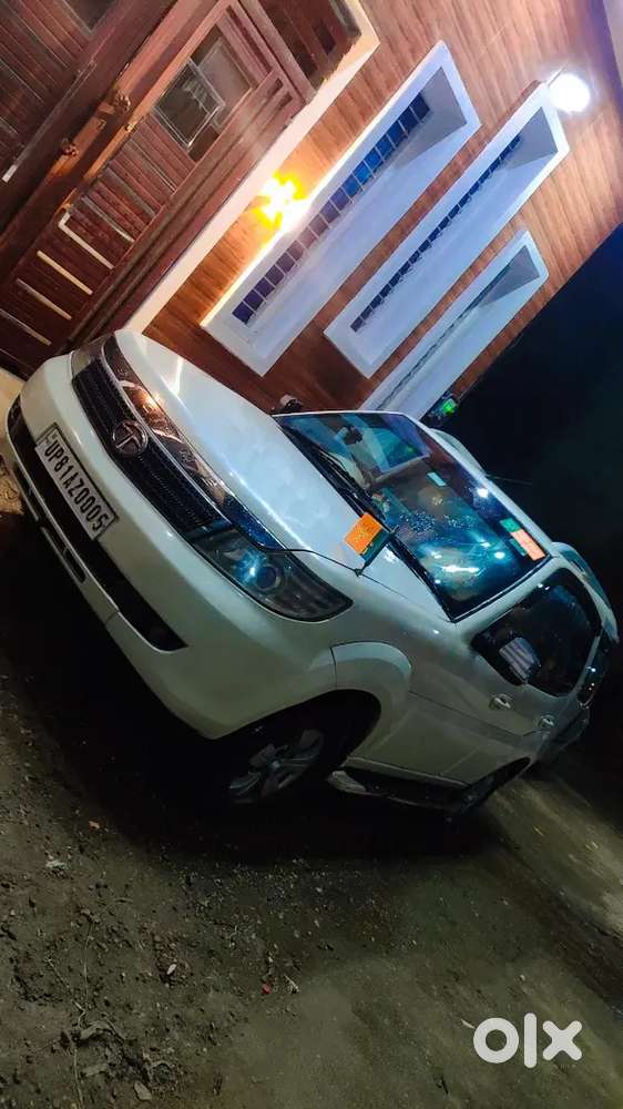 Tata Safari Storme 2014