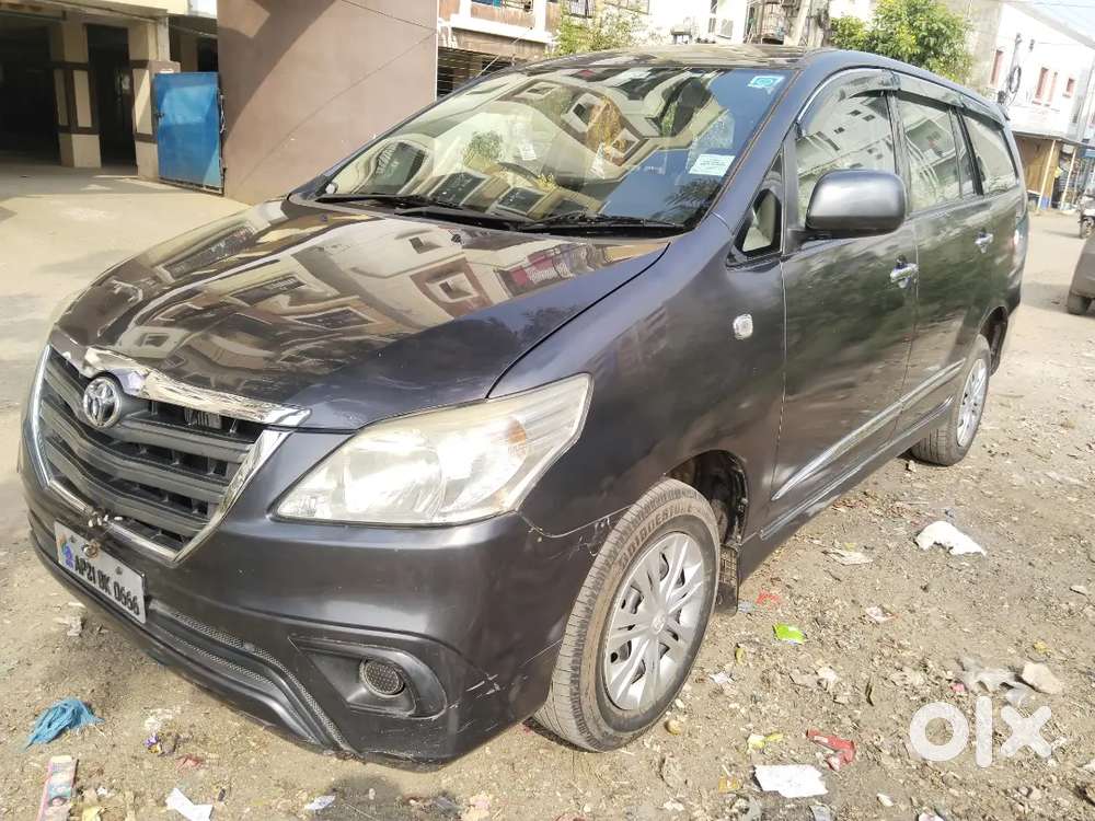 Toyota Innova 2016 Diesel Well Maintained