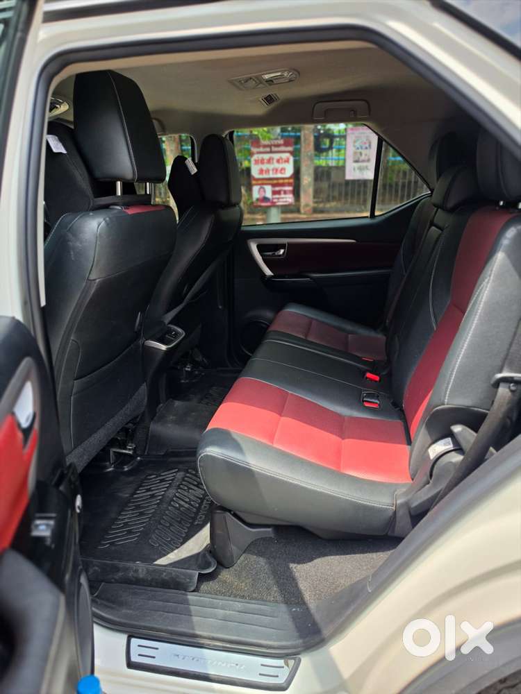Toyota Fortuner Legender 4x2 At 2.8, 2025, Diesel