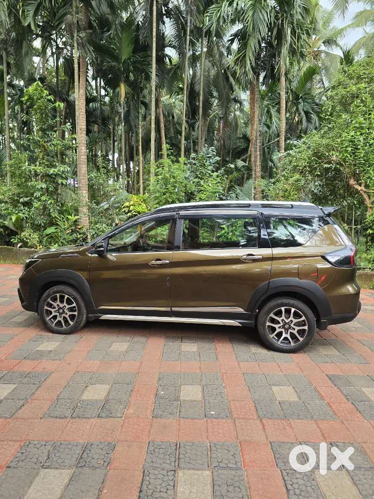 Maruti Suzuki Xl6 2022 1st