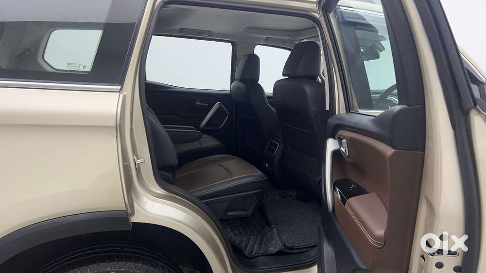 Mahindra Scorpio N Z8 L Petrol At 6 Str, 2022, Petrol