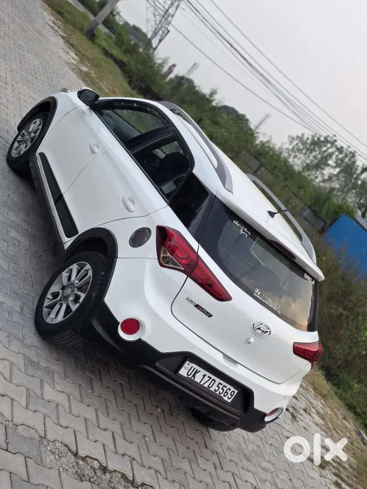 Hyundai I20 Active 
Petrol 
Full Insurance
Central Locking