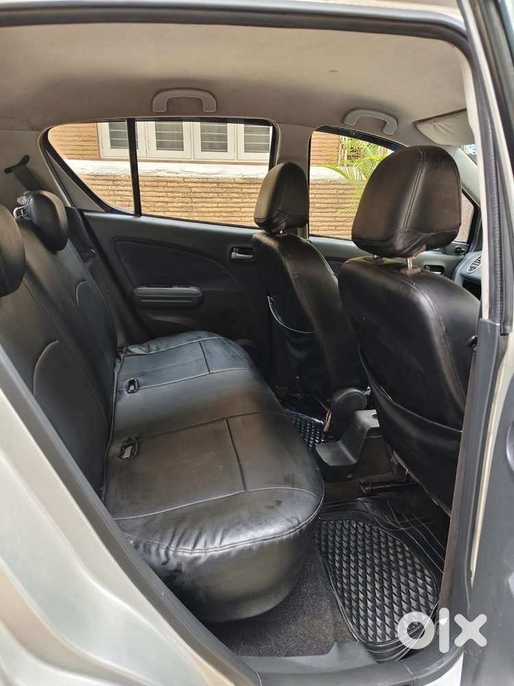 Maruti Suzuki Ritz Vxi, 2011, Petrol
