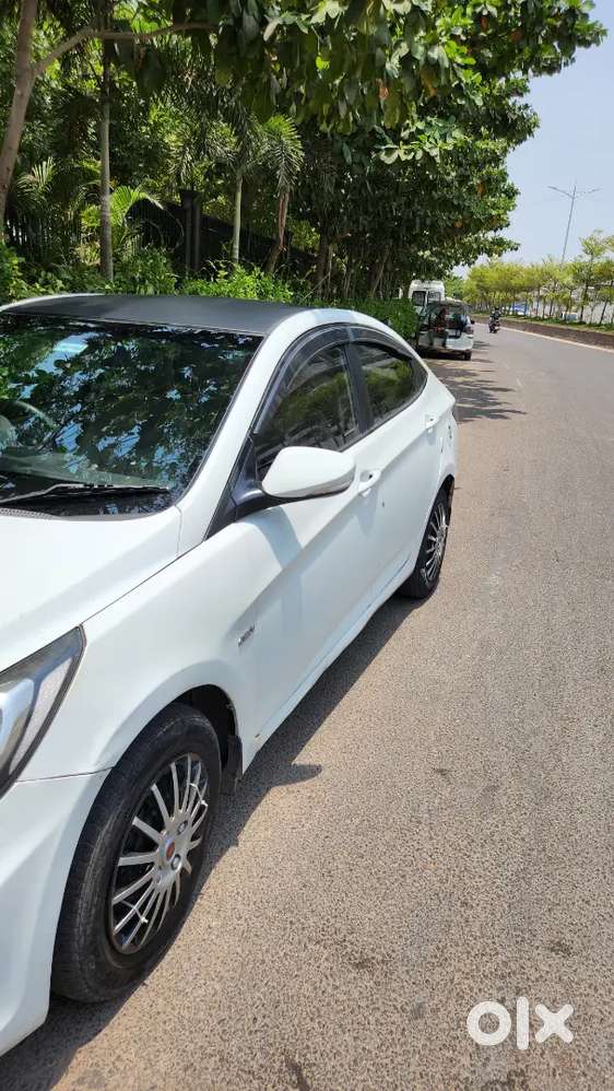 Hyundai Verna 2011 Diesel 87000 Km Driven