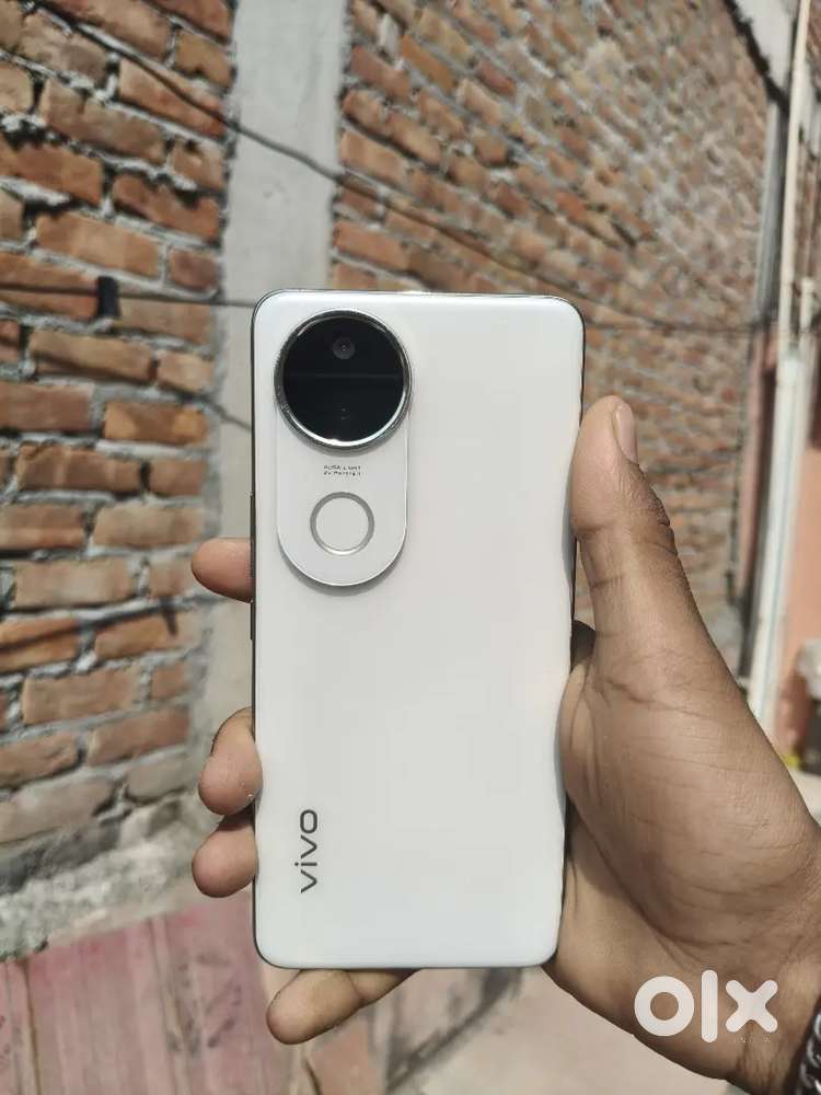 Vivo t4r 5gb 8 128 storage battery 5700 mah