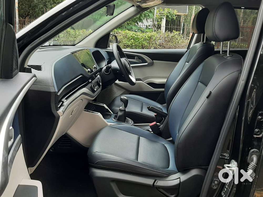 Kia Carens 1.5 Premium 7 Str, 2025, Petrol