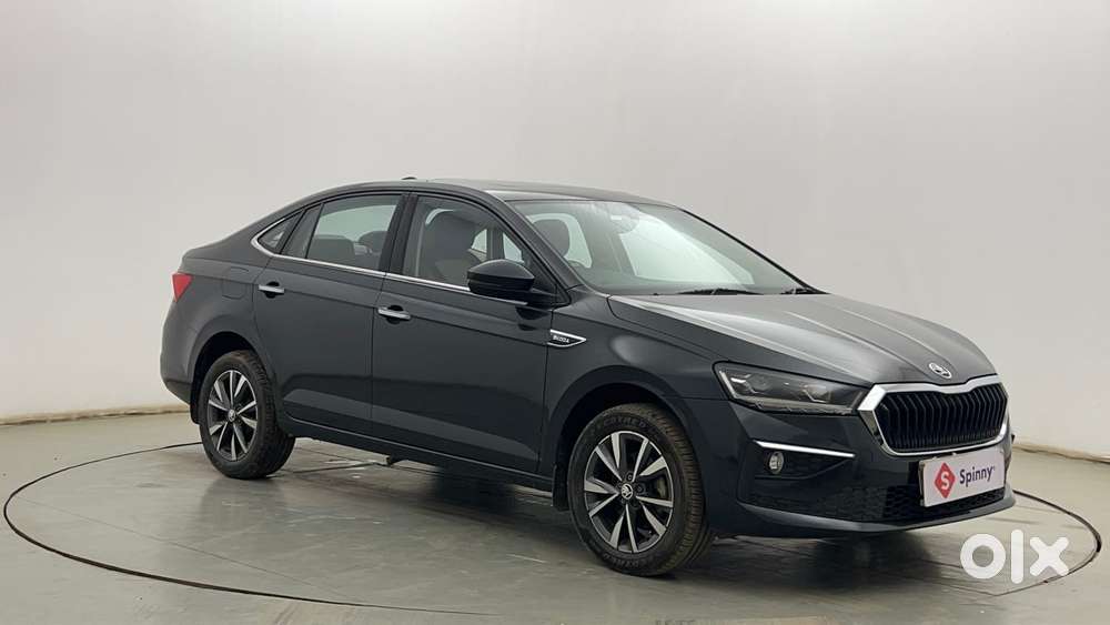 Skoda Slavia Style 1.0l Tsi Mt, 2023, Petrol