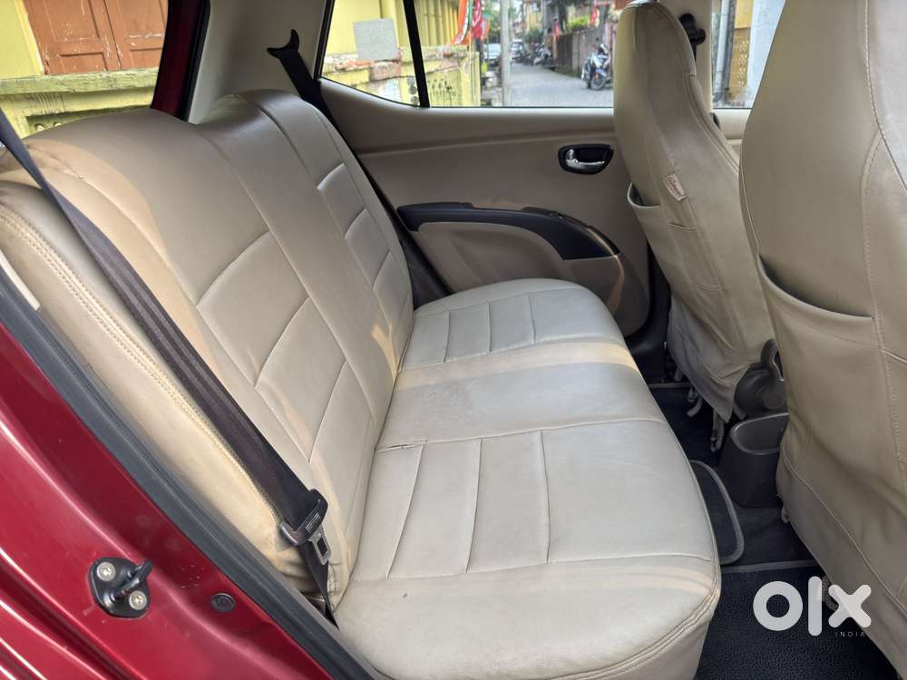 Hyundai I10 Sportz, 2013, Petrol