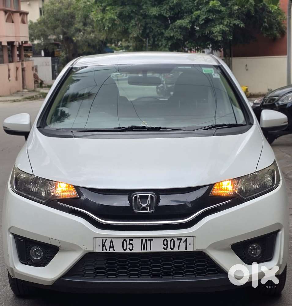 Honda Jazz V Automatic, 2016, Petrol